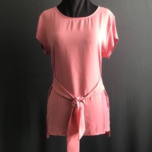 Brand new Halston tie in the front top.